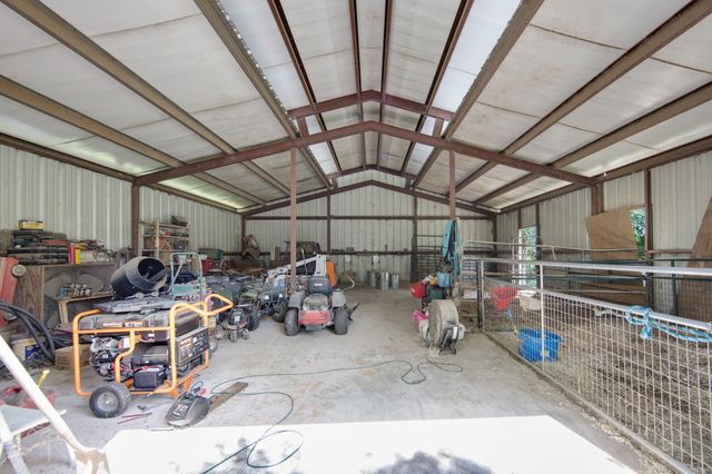802 Sentinel Oaks, Pinehurst, TX 77362