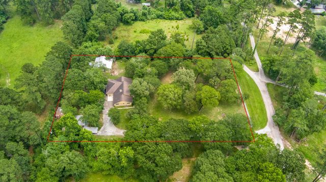 802 Sentinel Oaks, Pinehurst, TX 77362