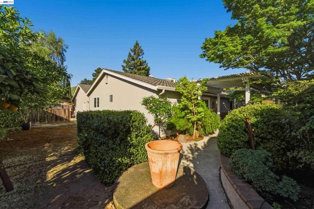 36017 Plumeria, Fremont, CA 94536