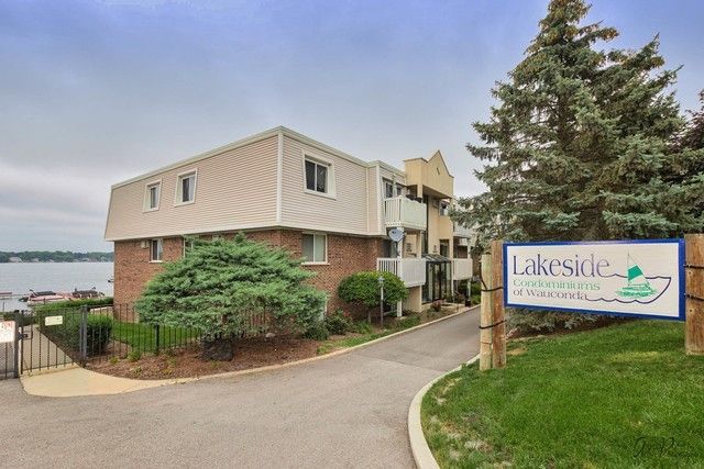 211 E Liberty Street 4, Wauconda, IL 60084