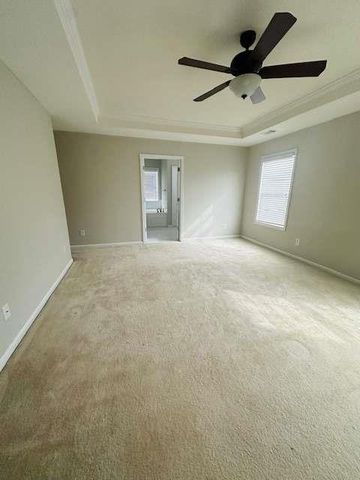 3999 Elm Trace Drive, Loganville, GA 30052