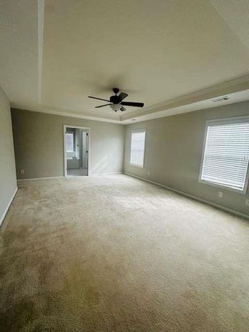 3999 Elm Trace Drive, Loganville, GA 30052