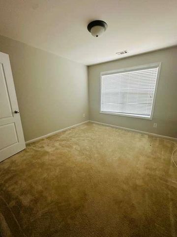 3999 Elm Trace Drive, Loganville, GA 30052