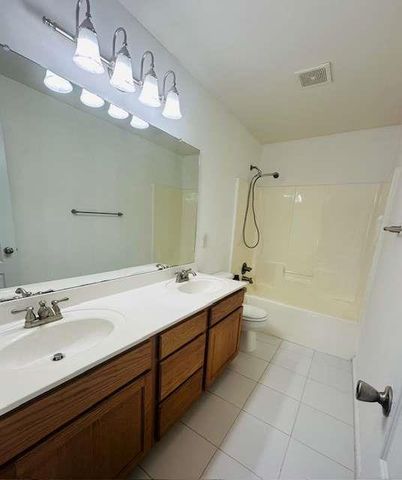 3999 Elm Trace Drive, Loganville, GA 30052