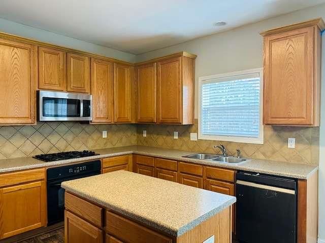 3999 Elm Trace Drive, Loganville, GA 30052