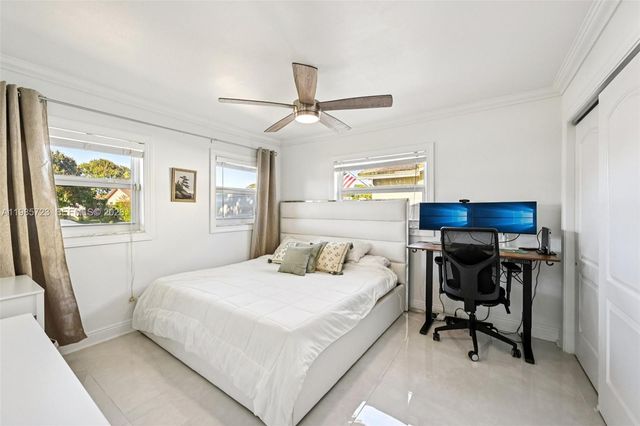 8900 SW 7th St, Boca Raton, FL 33433