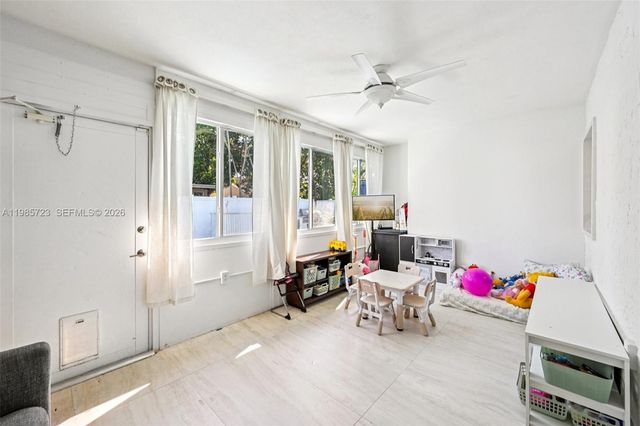 8900 SW 7th St, Boca Raton, FL 33433