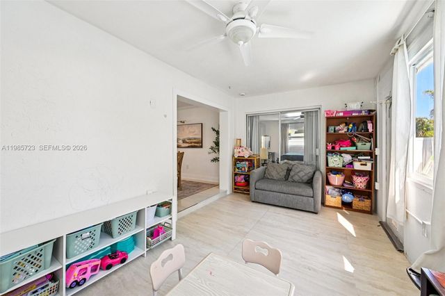 8900 SW 7th St, Boca Raton, FL 33433