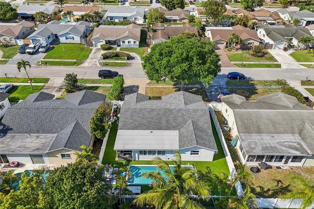 8900 SW 7th St, Boca Raton, FL 33433