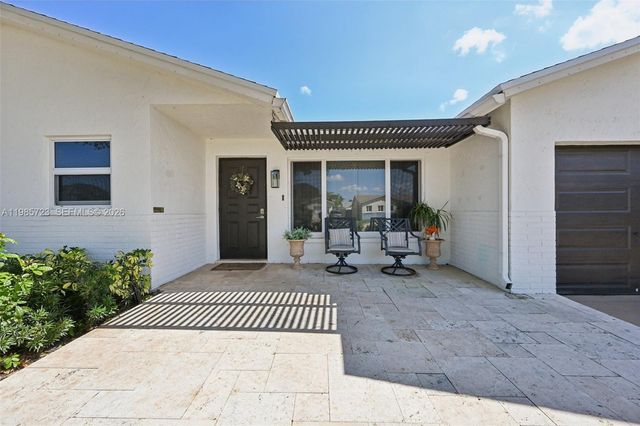 8900 SW 7th St, Boca Raton, FL 33433