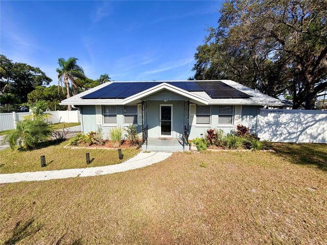 3295 ADRIAN AVENUE, Largo, FL 33774