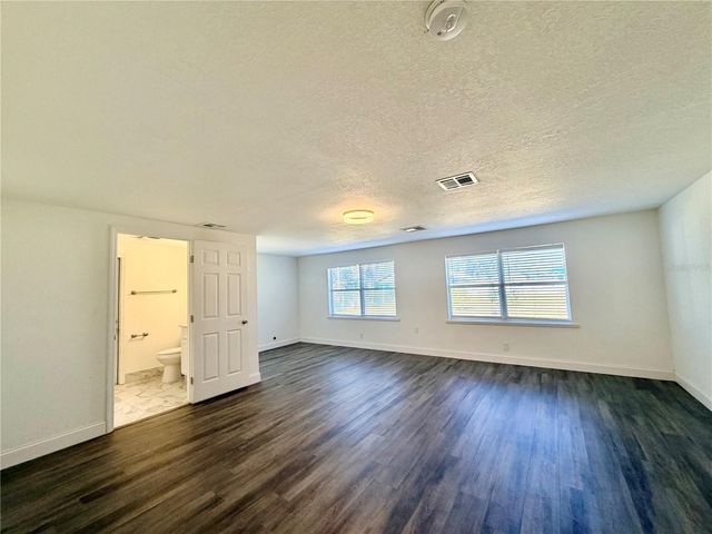 3295 ADRIAN AVENUE, Largo, FL 33774