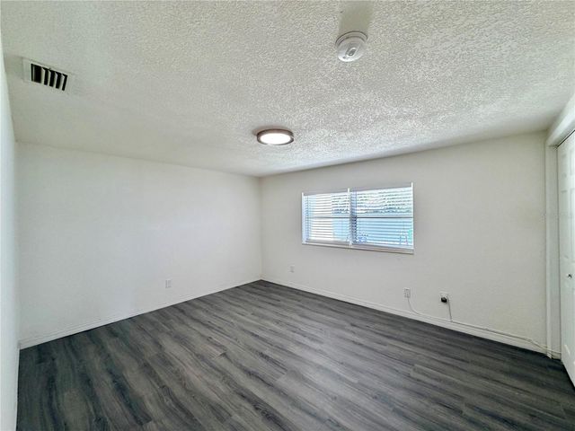 3295 ADRIAN AVENUE, Largo, FL 33774