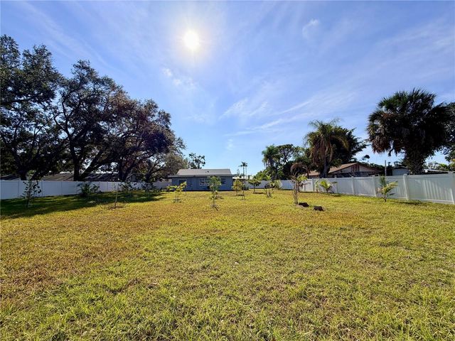 3295 ADRIAN AVENUE, Largo, FL 33774