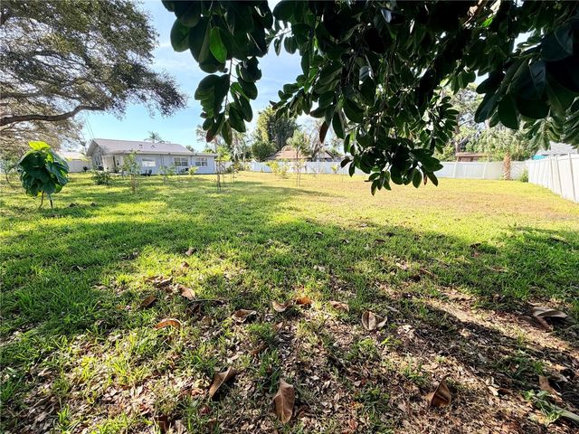 3295 ADRIAN AVENUE, Largo, FL 33774