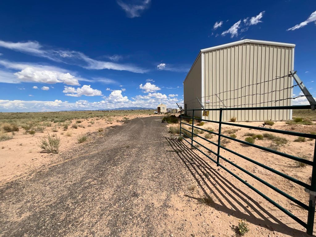 328 Twining Road, Bosque, NM 87006