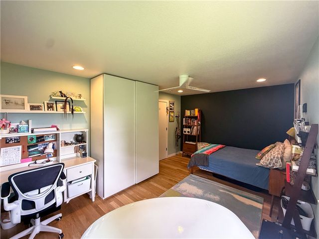 307 Crestview Drive, Bentonville, AR 72712
