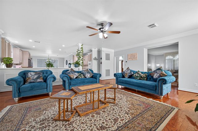 4206 Clearwater Court, Sugar Land, TX 77459