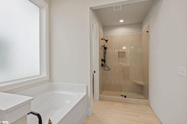 102 Adrian Way, Simpsonville, SC 29680