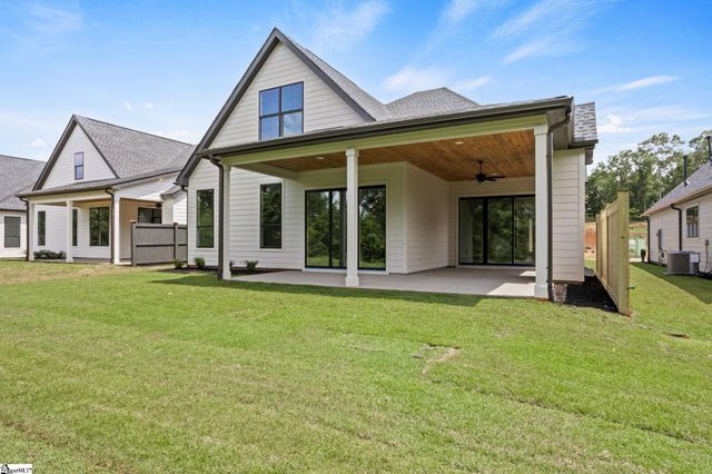 102 Adrian Way, Simpsonville, SC 29680