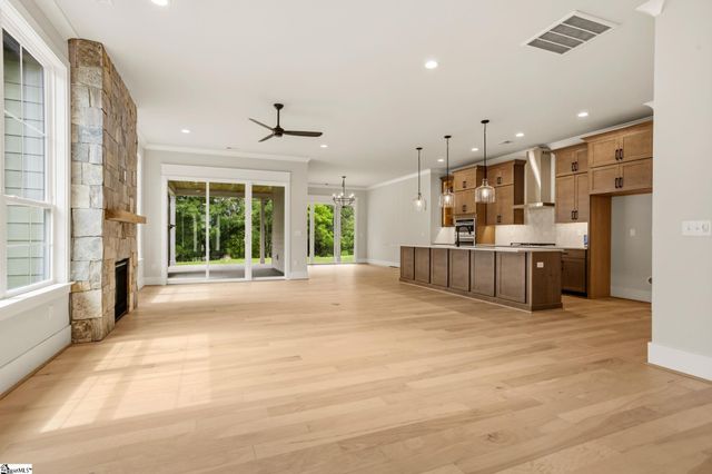 102 Adrian Way, Simpsonville, SC 29680