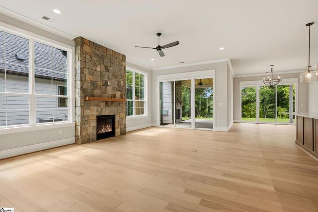 102 Adrian Way, Simpsonville, SC 29680