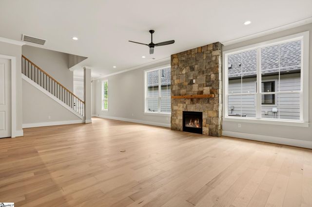 102 Adrian Way, Simpsonville, SC 29680