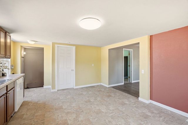 4013 N Whitehouse St, Spokane, WA 99205