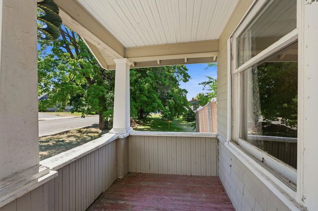 4013 N Whitehouse St, Spokane, WA 99205