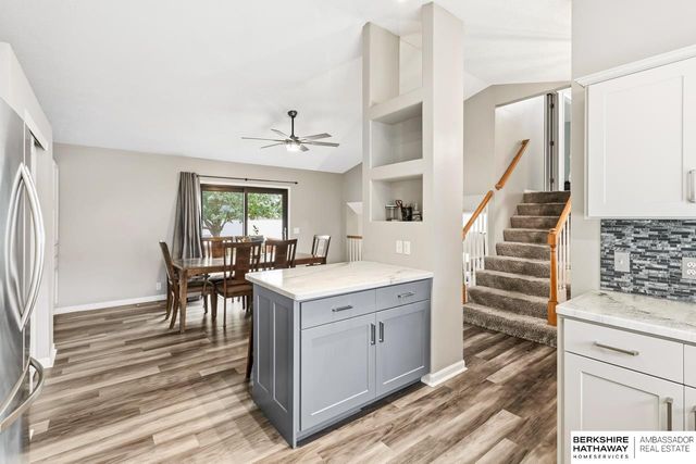 815 Clearwater Drive, Papillion, NE 68046