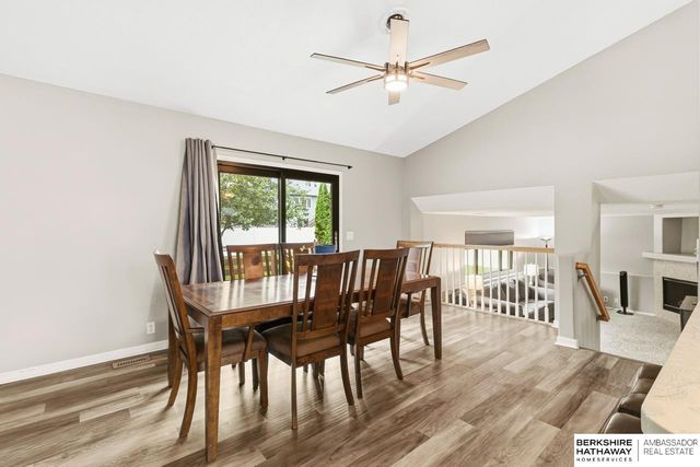 815 Clearwater Drive, Papillion, NE 68046