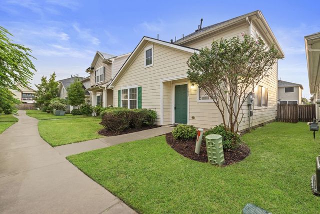 1617 Nichole Woods Drive, Houston, TX 77047