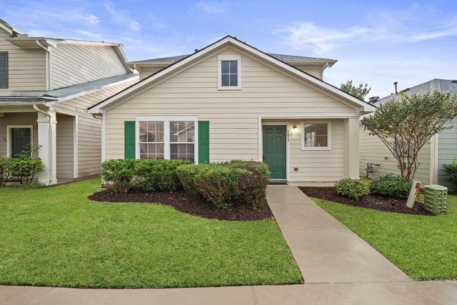 1617 Nichole Woods Drive, Houston, TX 77047