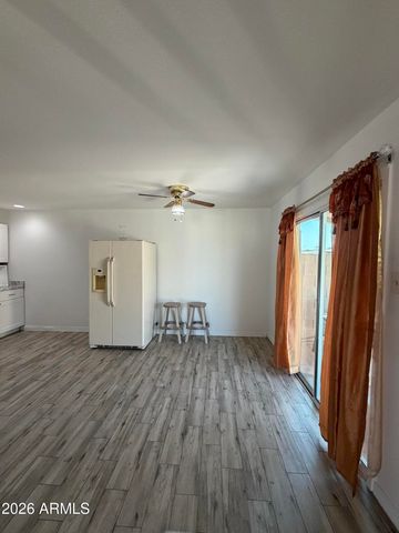 5232 W MAUNA LOA Lane, Glendale, AZ 85306