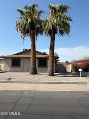 5232 W MAUNA LOA Lane, Glendale, AZ 85306