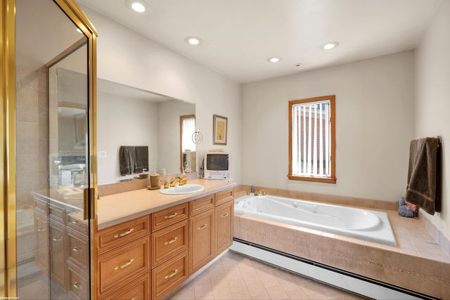 41589 Windmill Street, Harrison Twp, MI 48045