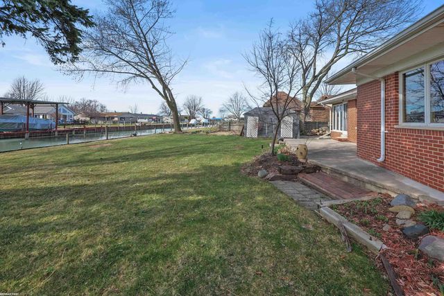 41589 Windmill Street, Harrison Twp, MI 48045