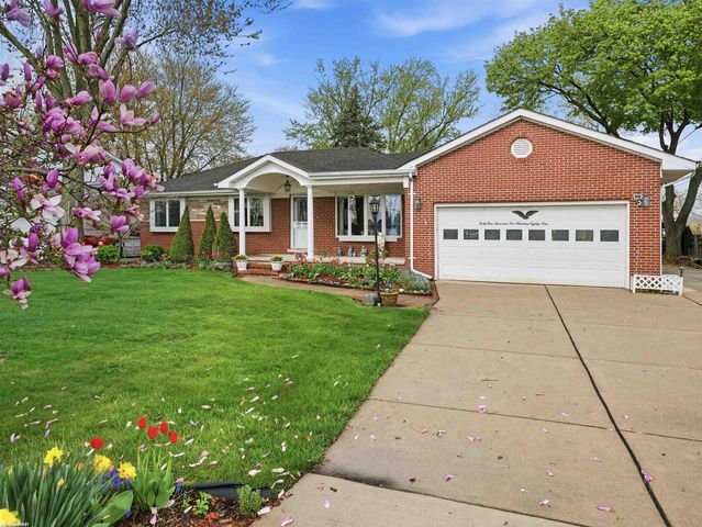 41589 Windmill Street, Harrison Twp, MI 48045