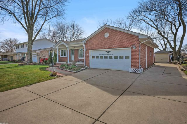 41589 Windmill Street, Harrison Twp, MI 48045