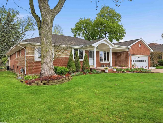 41589 Windmill Street, Harrison Twp, MI 48045