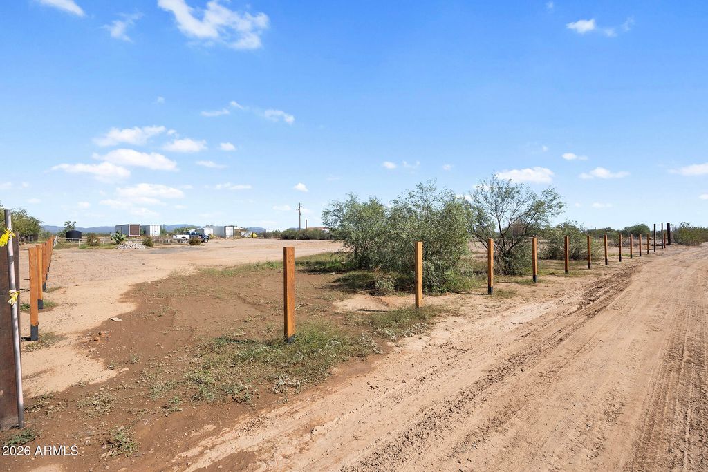 19xxx W Belinda Lane -, Surprise, AZ 85387 — photo 2