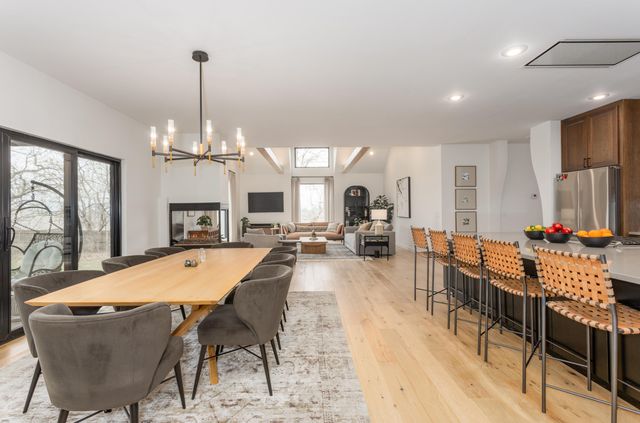 200-202 N Blarney Court, Nixa, MO 65714