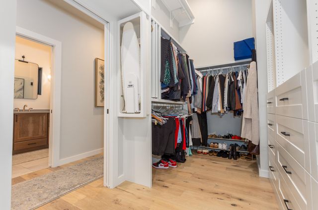 200-202 N Blarney Court, Nixa, MO 65714