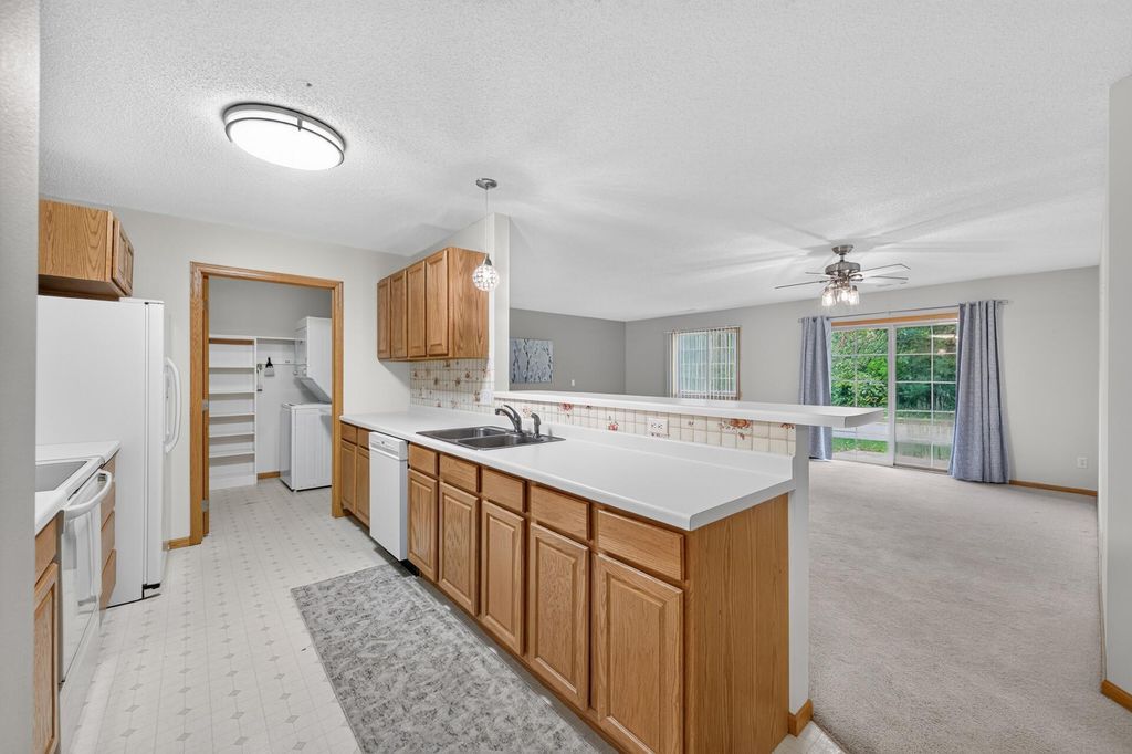 670 Monn Avenue, Vadnais Heights, MN 55127 — photo 3