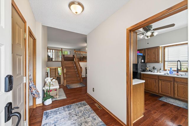 1055 N Shore Drive, Forest Lake, MN 55025