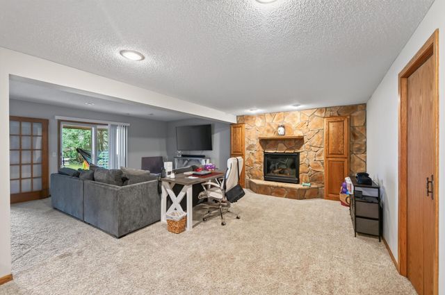 1055 N Shore Drive, Forest Lake, MN 55025
