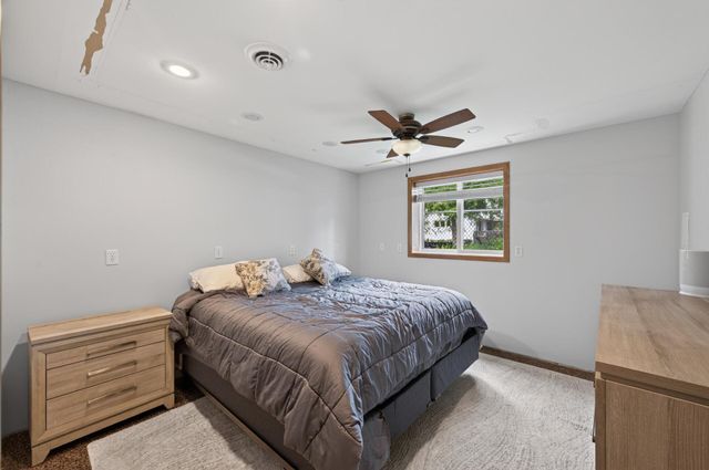 1055 N Shore Drive, Forest Lake, MN 55025