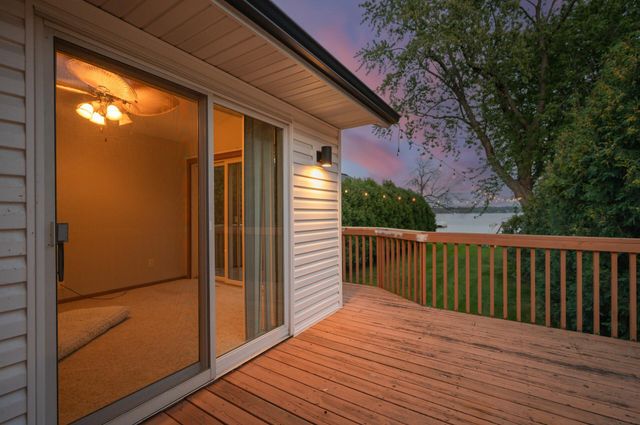 1055 N Shore Drive, Forest Lake, MN 55025