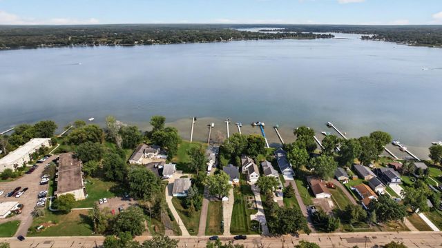 1055 N Shore Drive, Forest Lake, MN 55025