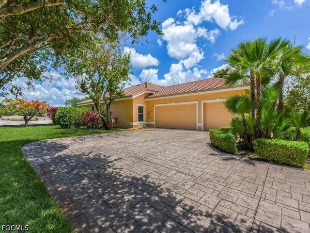 15420 Greenock LN, Fort Myers, FL 33912